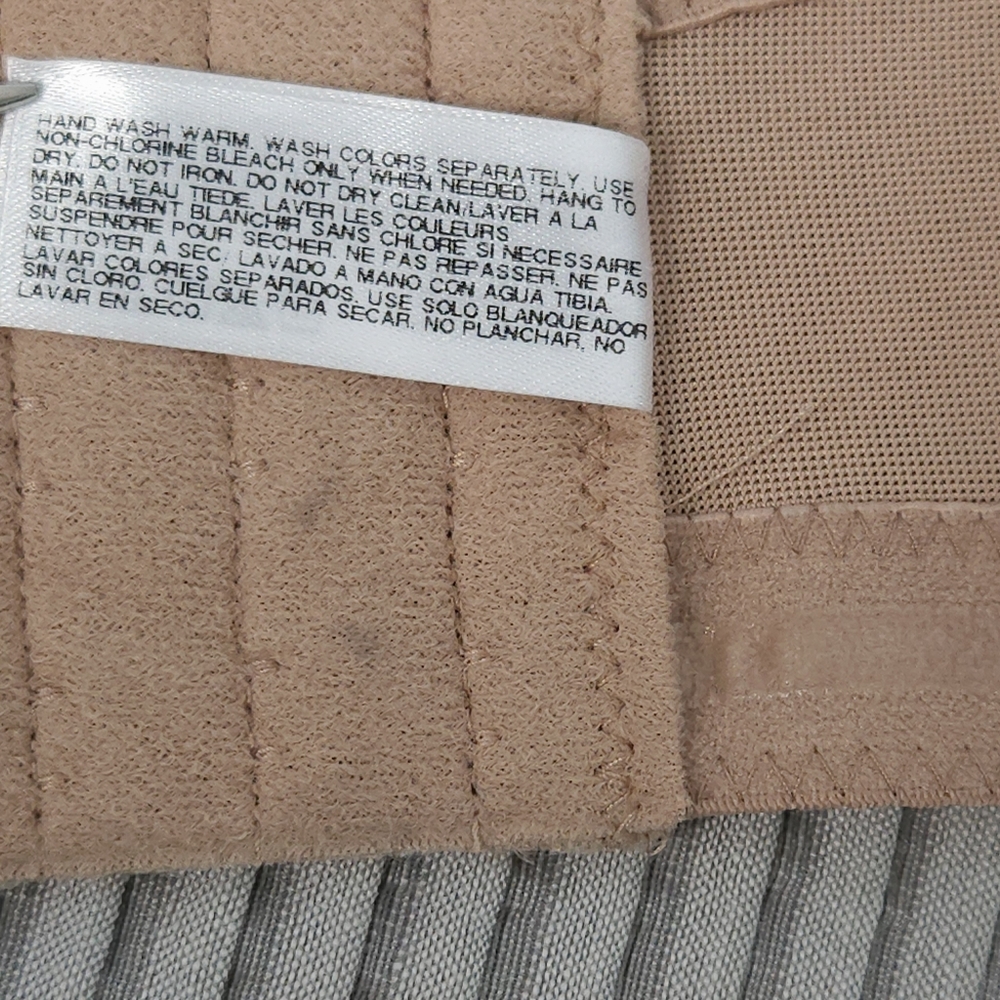 Wacoal 854119 Full Coverage Underwire Bra 42DDD Nude Beige Plus Size T-Shirt - Picture 11 of 14